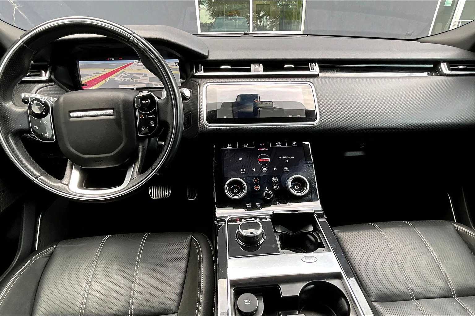 2018 Land Rover Range Rover Velar R-Dynamic SE photo 15