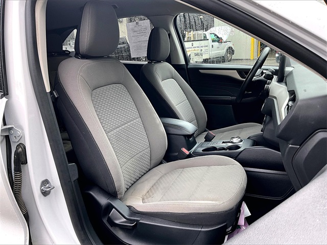 2022 Ford Escape SE photo 7