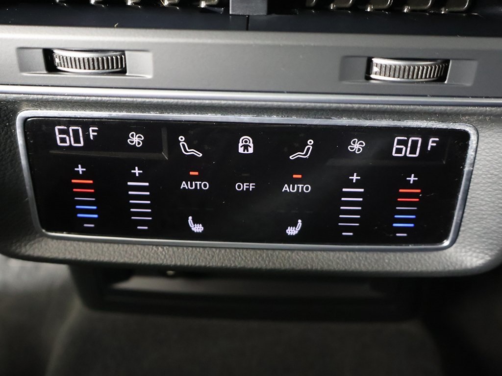 2022 Audi Q7 45 Premium Plus photo 56