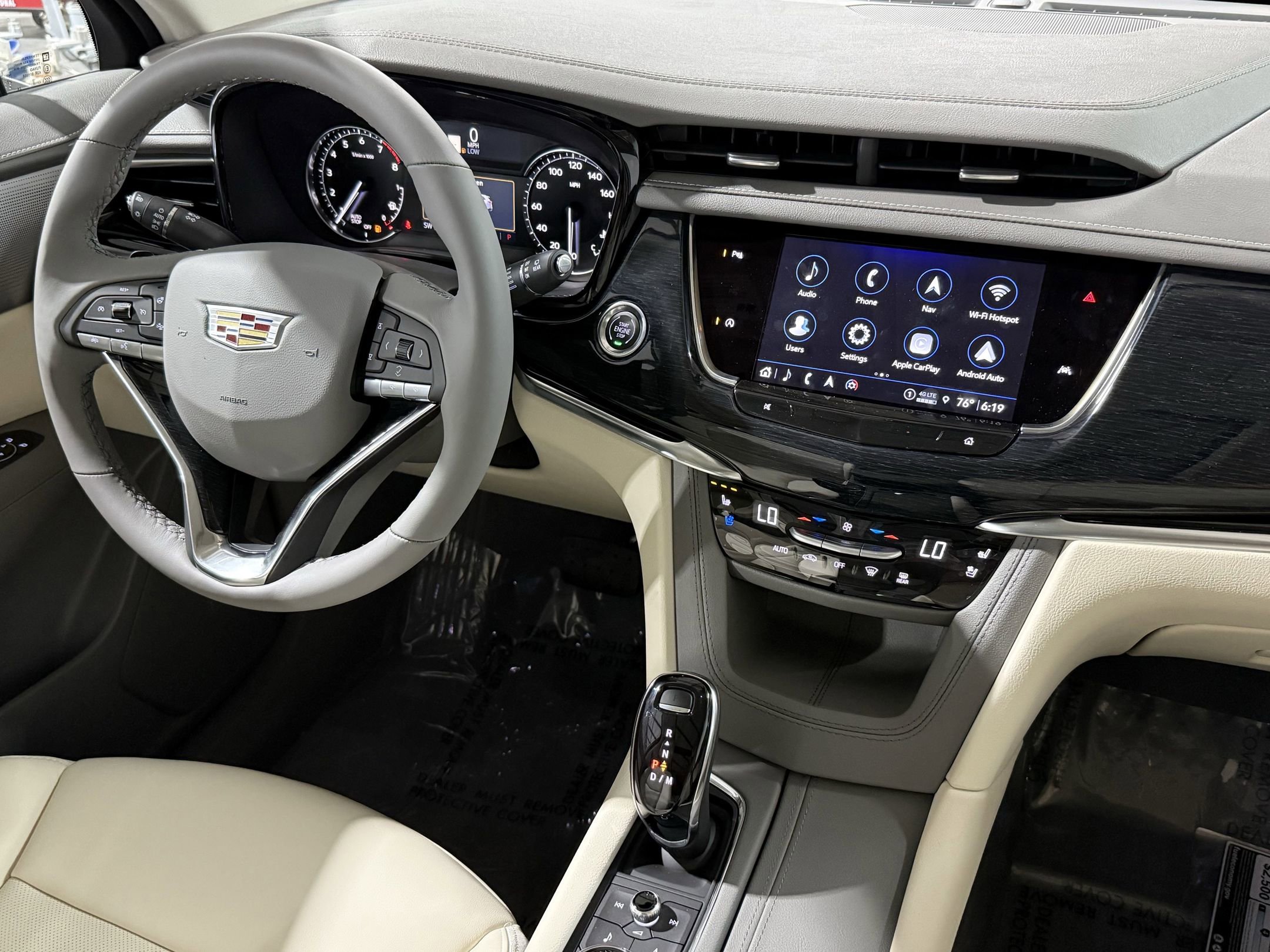 2025 Cadillac XT6 Premium Luxury photo 46