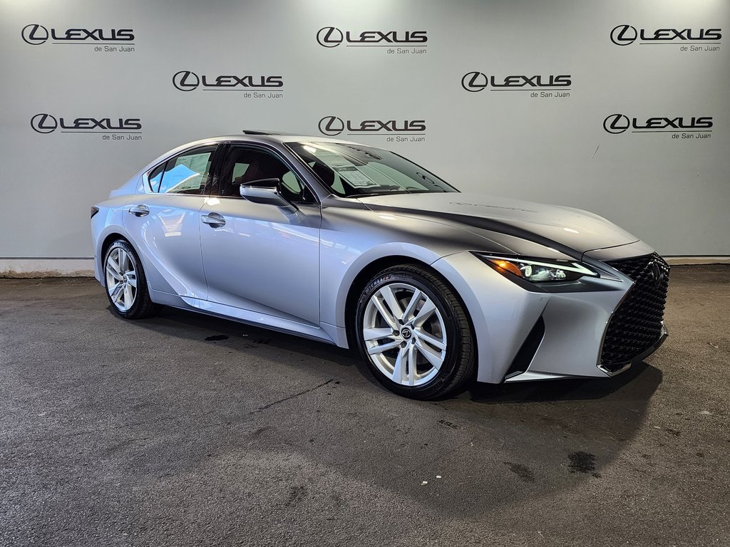 2025 Lexus IS 300 photo 3
