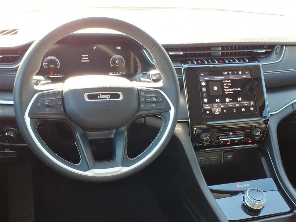 2024 Jeep Grand Cherokee Laredo photo 4