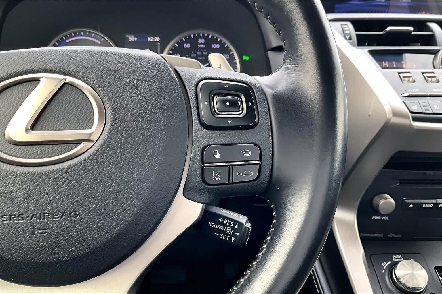 2020 Lexus NX Hybrid 300h - Photo 25