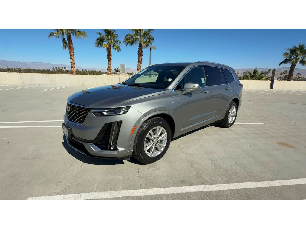 2023 Cadillac XT6 Luxury photo 4