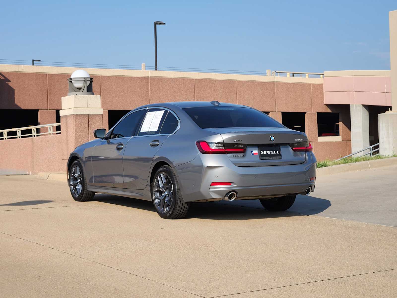 2025 Bmw 330i xDrive photo 3