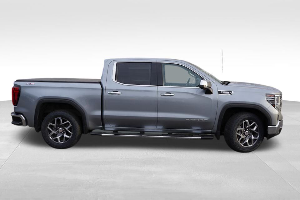 2023 Gmc Sierra 1500 SLT photo 3