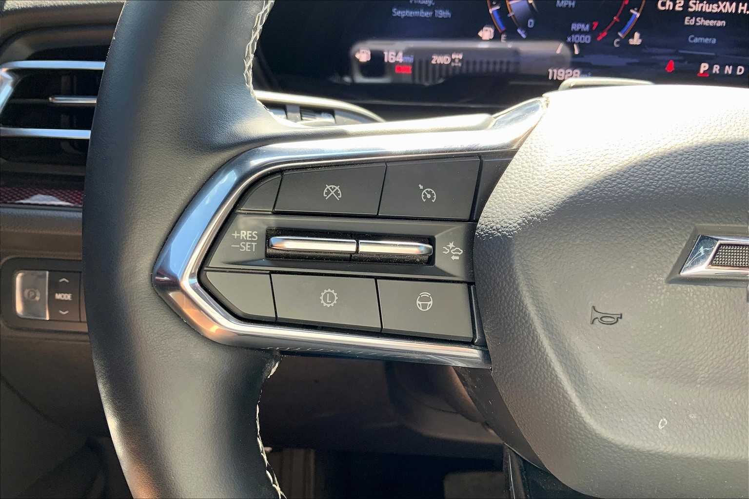 2025 Chevrolet Traverse Z71 photo 21