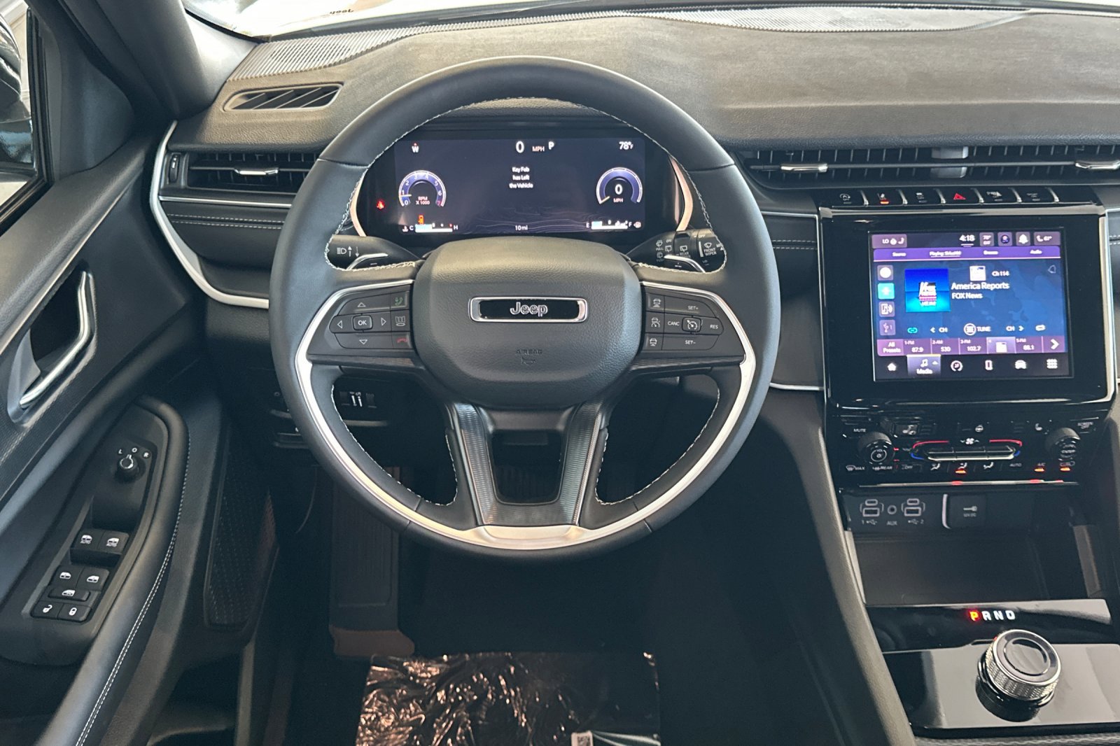 2025 Jeep Grand Cherokee Altitude X photo 14