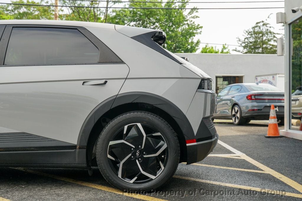 2022 Hyundai Ioniq 5 Electric photo 3
