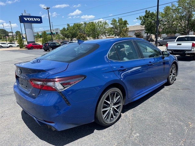 2024 Toyota Camry SE photo 4