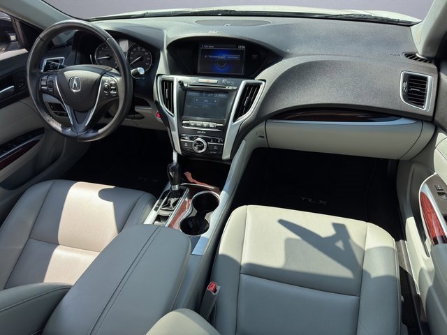2017 Acura TLX 2.4L Base photo 23