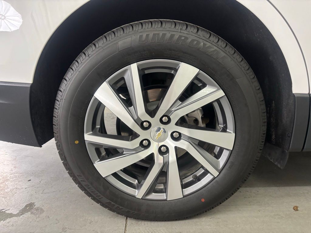 2022 Chevrolet Equinox LT photo 14