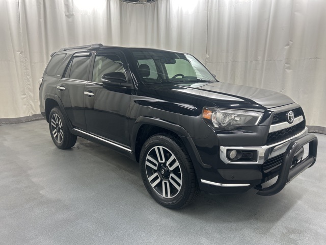 2015 Toyota 4Runner Limited's photo