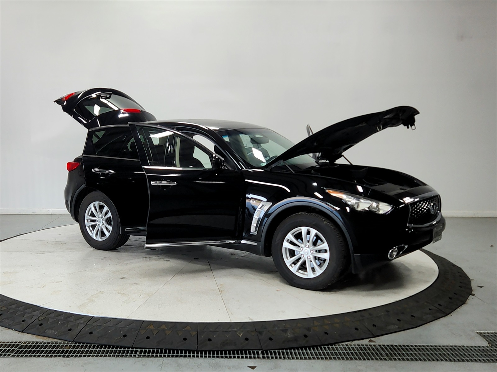 2017 Infiniti QX70 Base photo 8