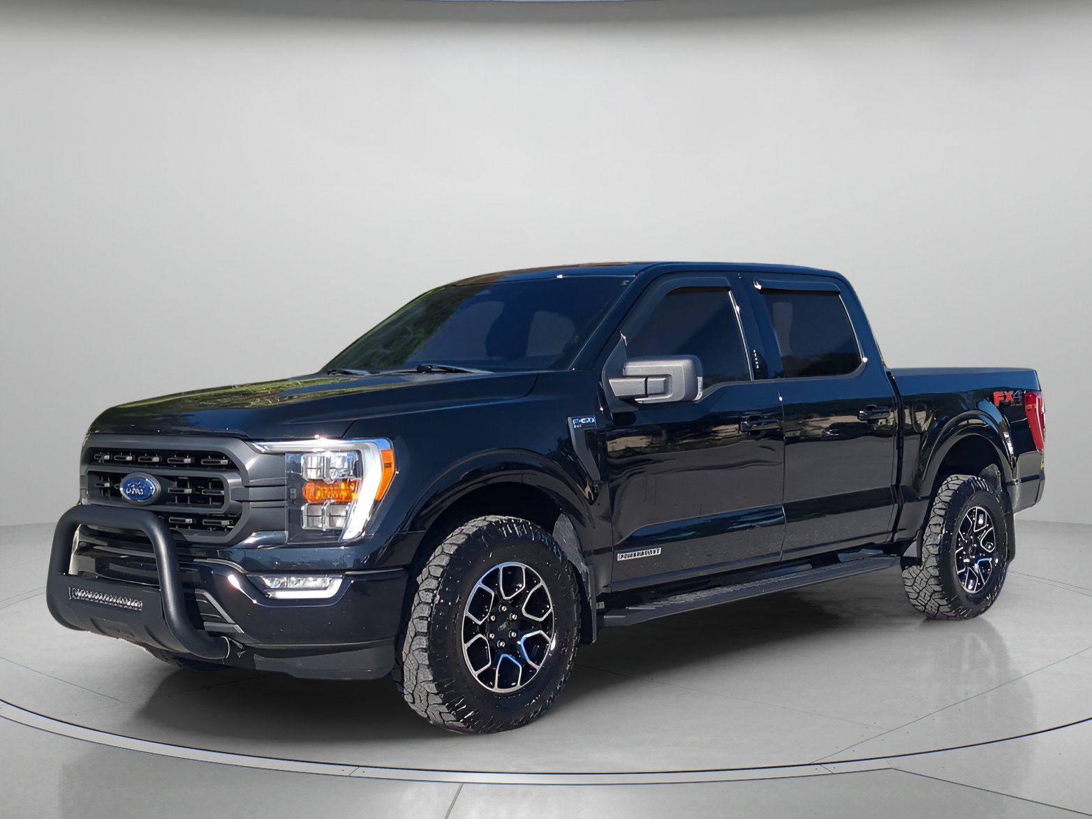 2022 Ford F-150 XLT's photo