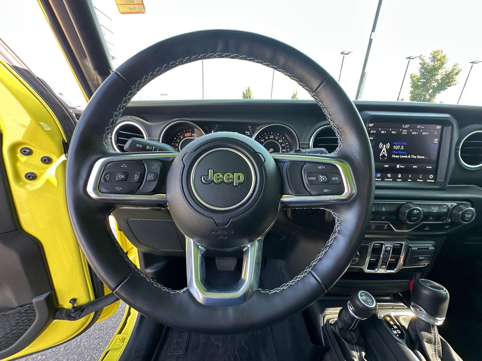 2023 Jeep Wrangler Sahara photo 13