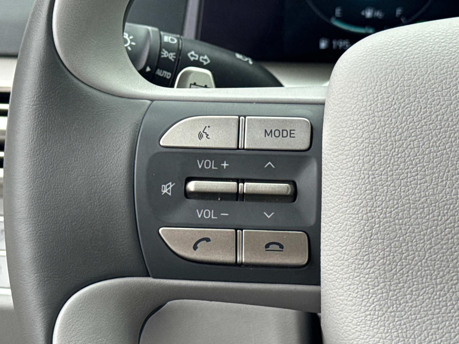 2023 Hyundai Nexo Limited photo 6
