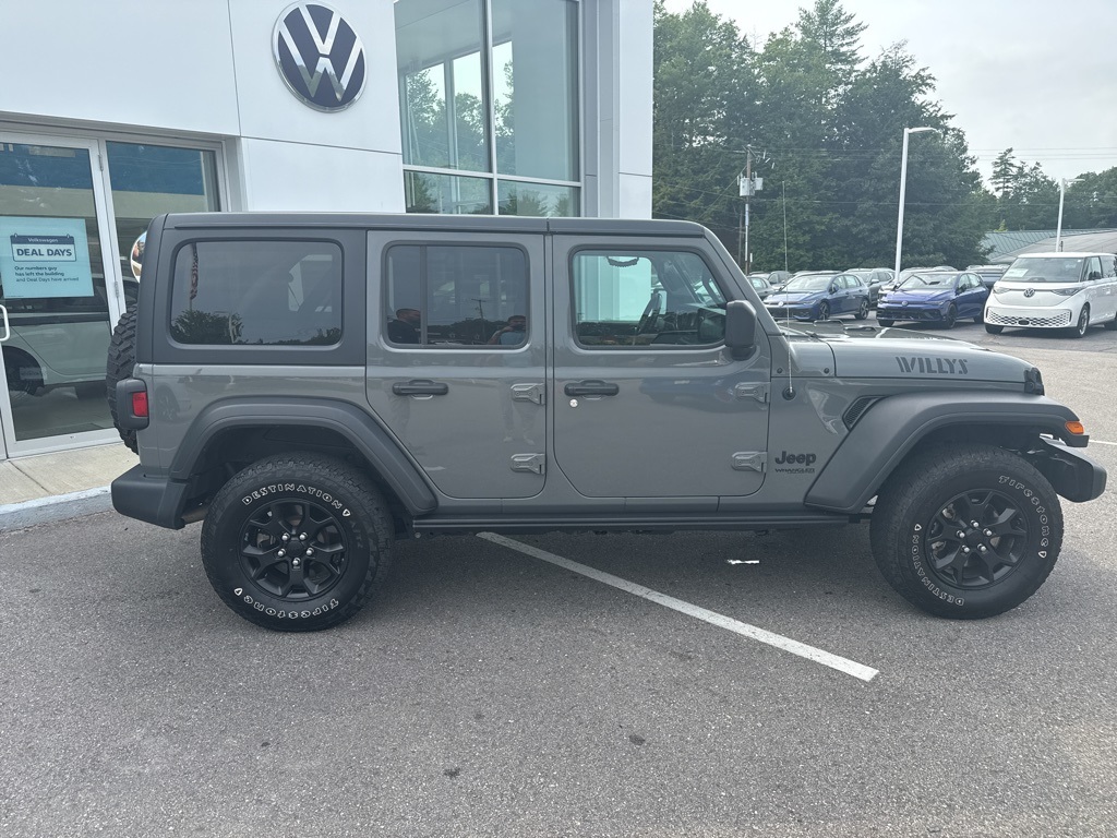 2021 Jeep Wrangler Unlimited Willys photo 12
