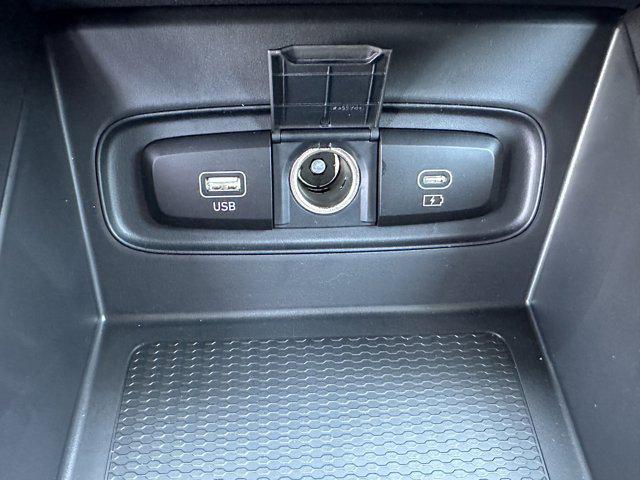 2025 Hyundai Venue SE photo 26