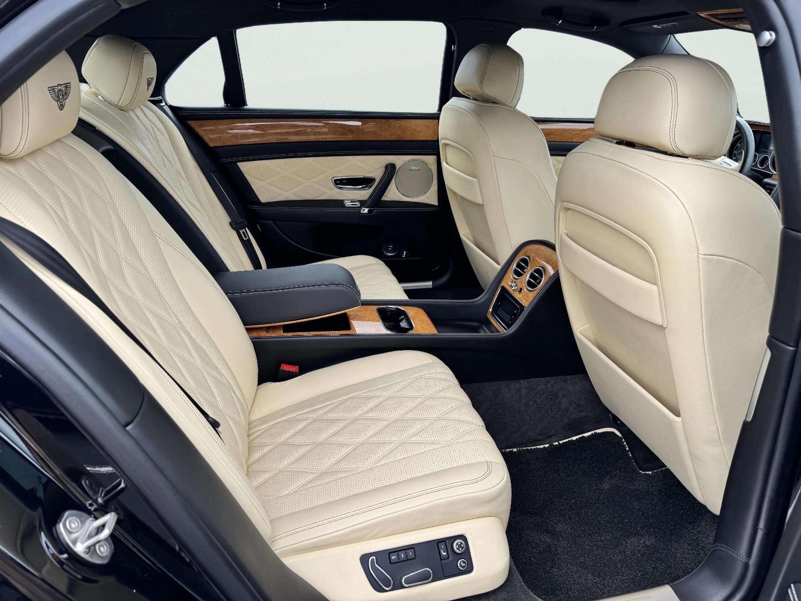 2014 Bentley Flying Spur Base photo 29