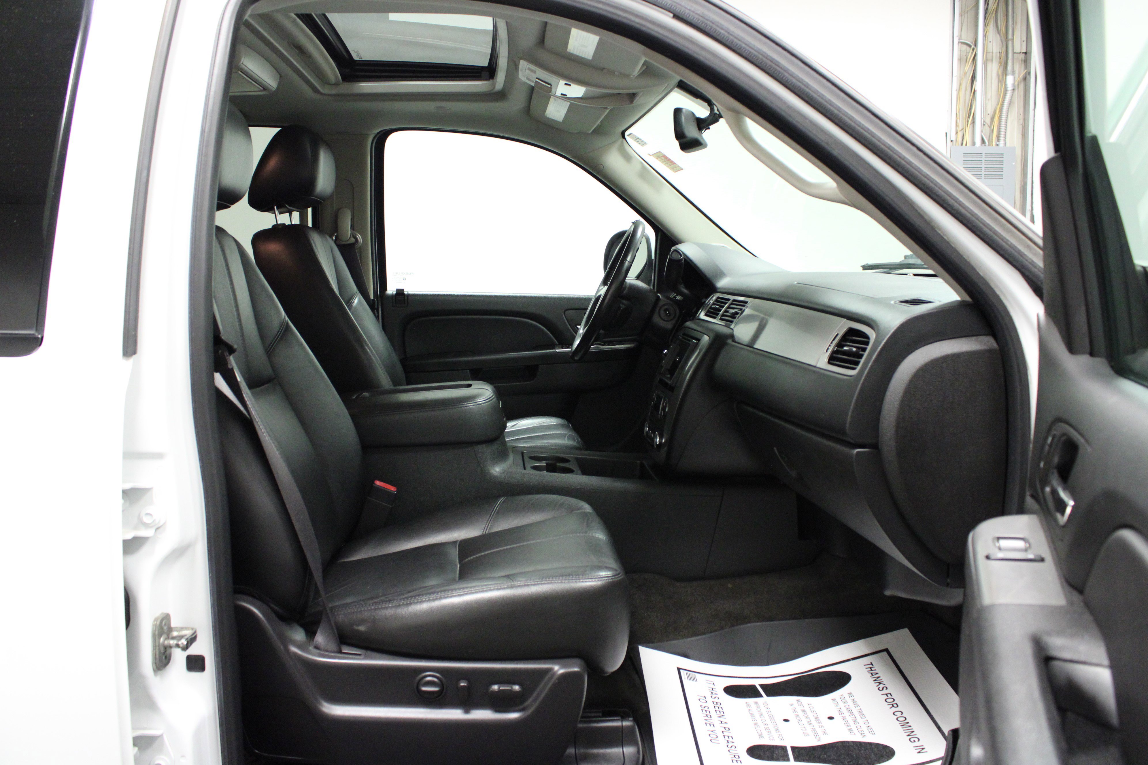 2014 Chevrolet Tahoe LT photo 14