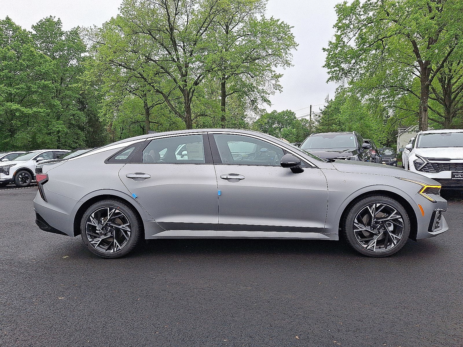 2025 Kia K5 GT-Line photo 8