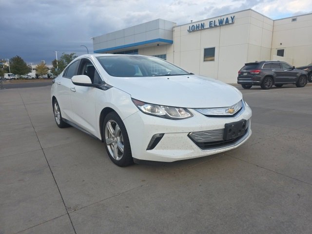 2018 Chevrolet Volt LT photo 2