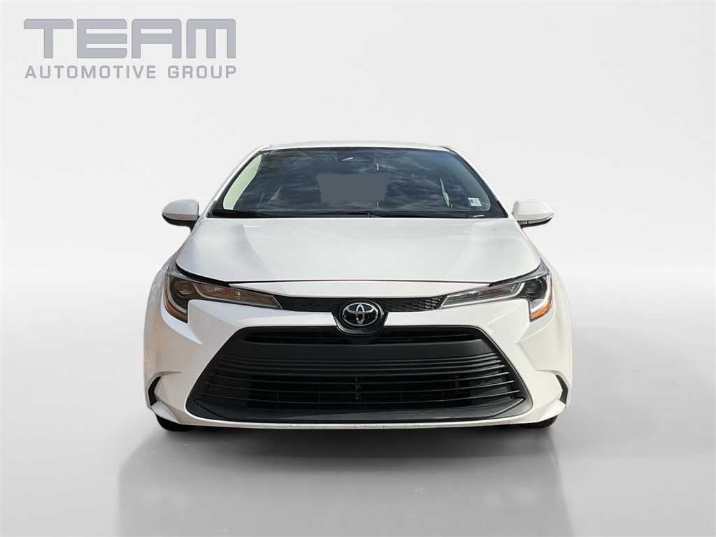2024 Toyota Corolla LE photo 2
