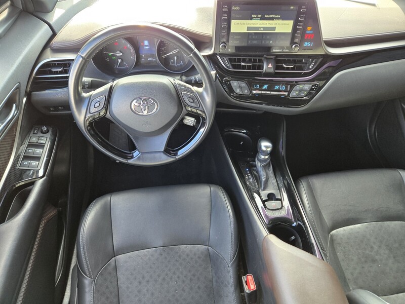 2019 Toyota C-HR Limited photo 11