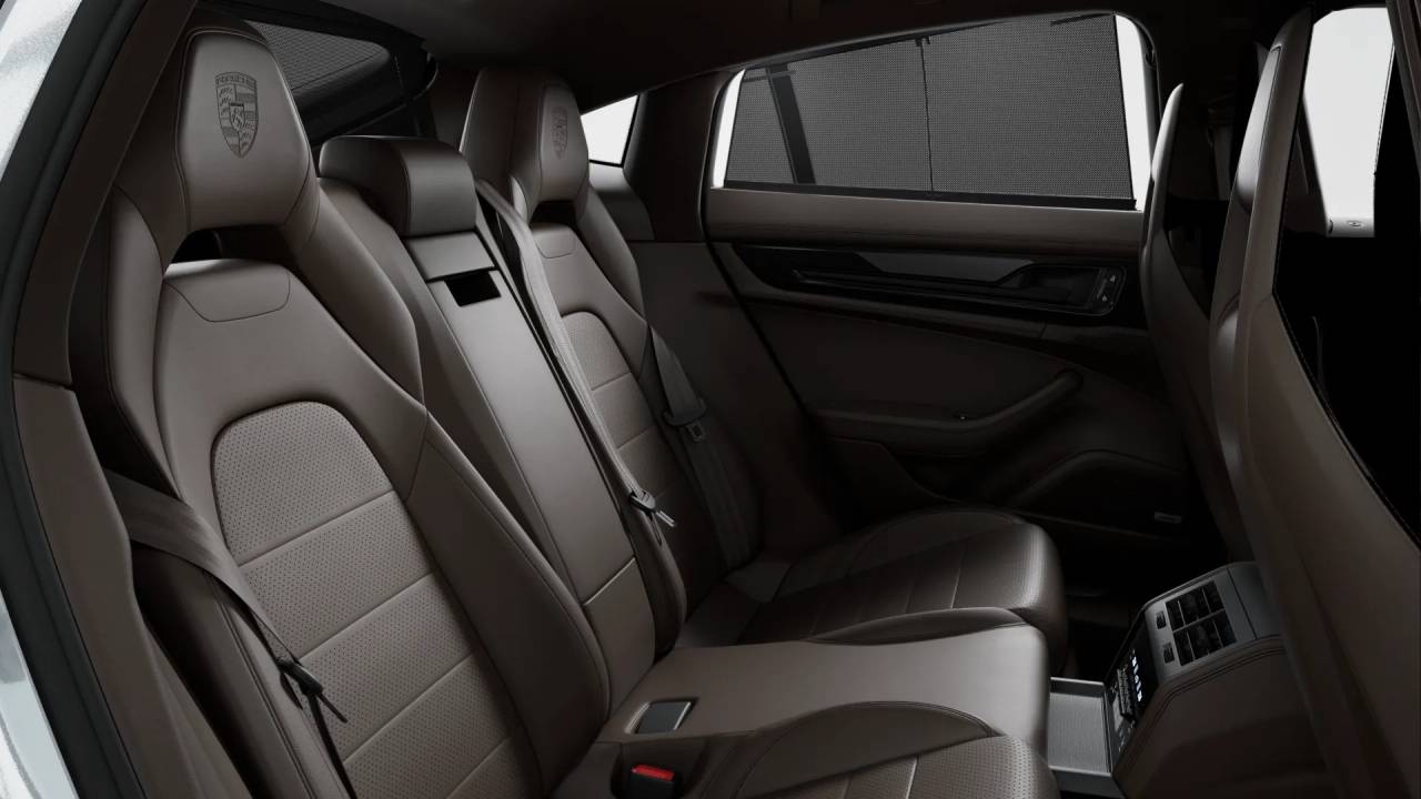 2026 Porsche Panamera 4 photo 11