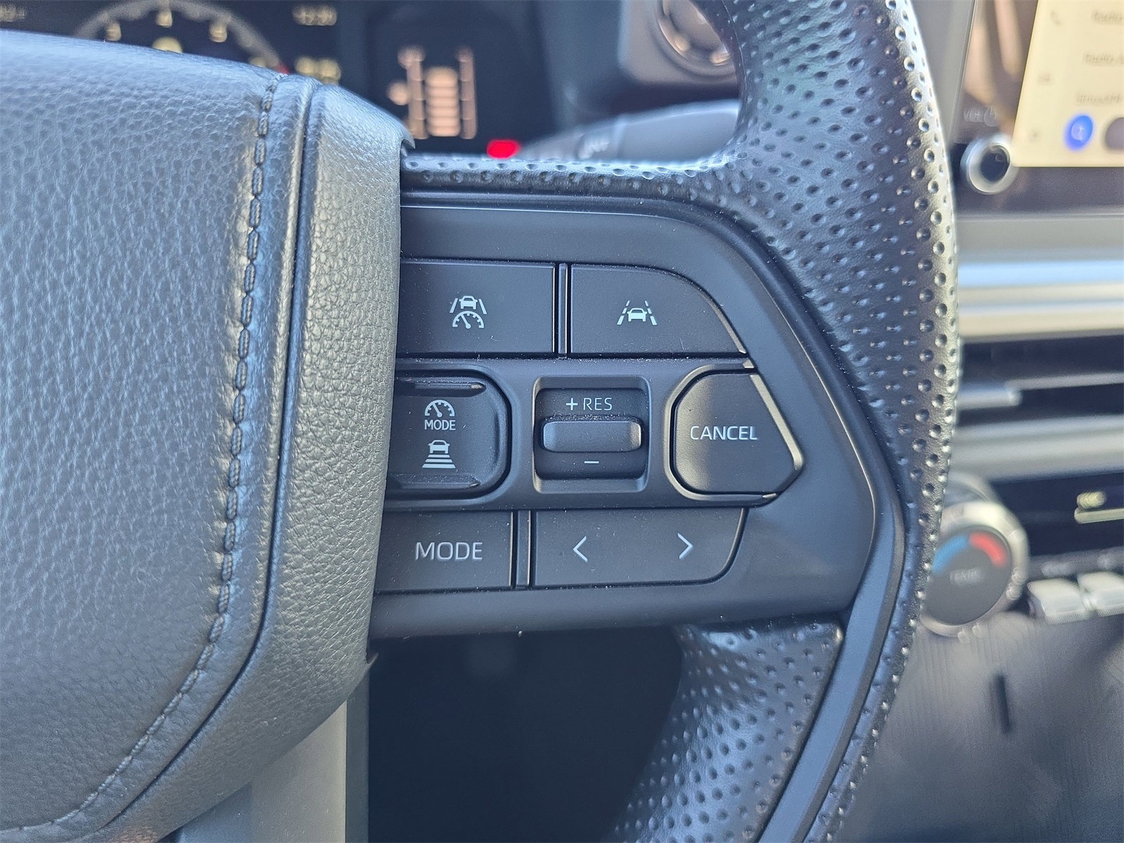 2025 Toyota Tacoma SR5 photo 23