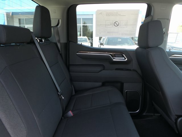2025 Chevrolet Silverado 1500 LT photo 21