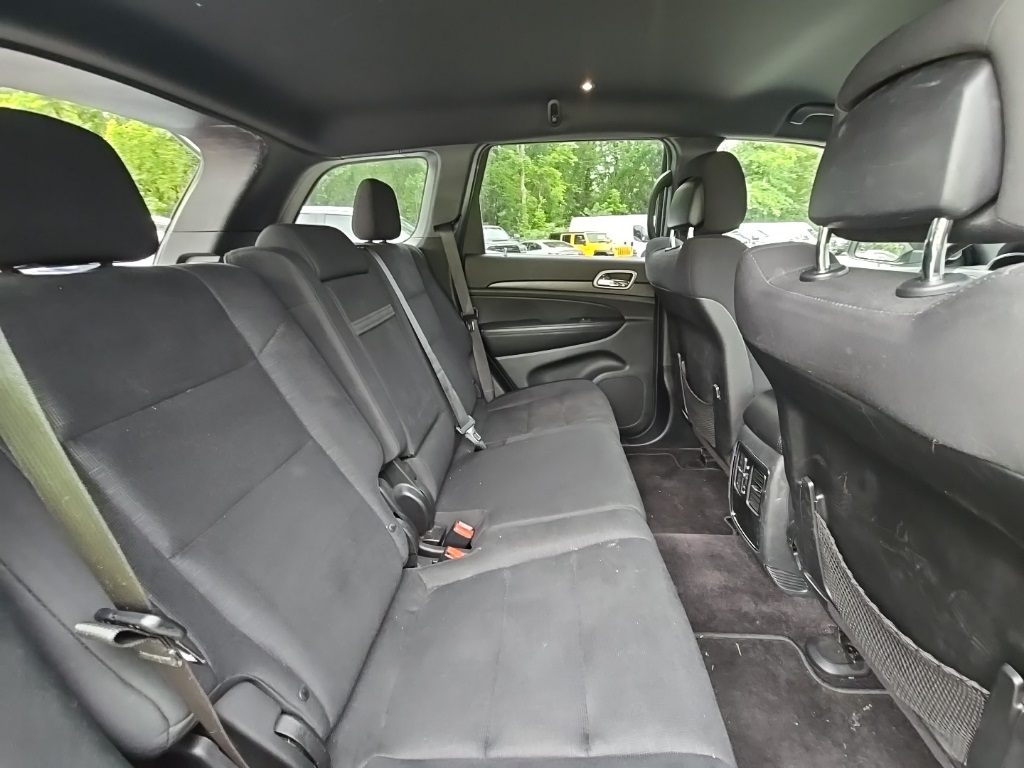 2017 Jeep Grand Cherokee Laredo photo 13