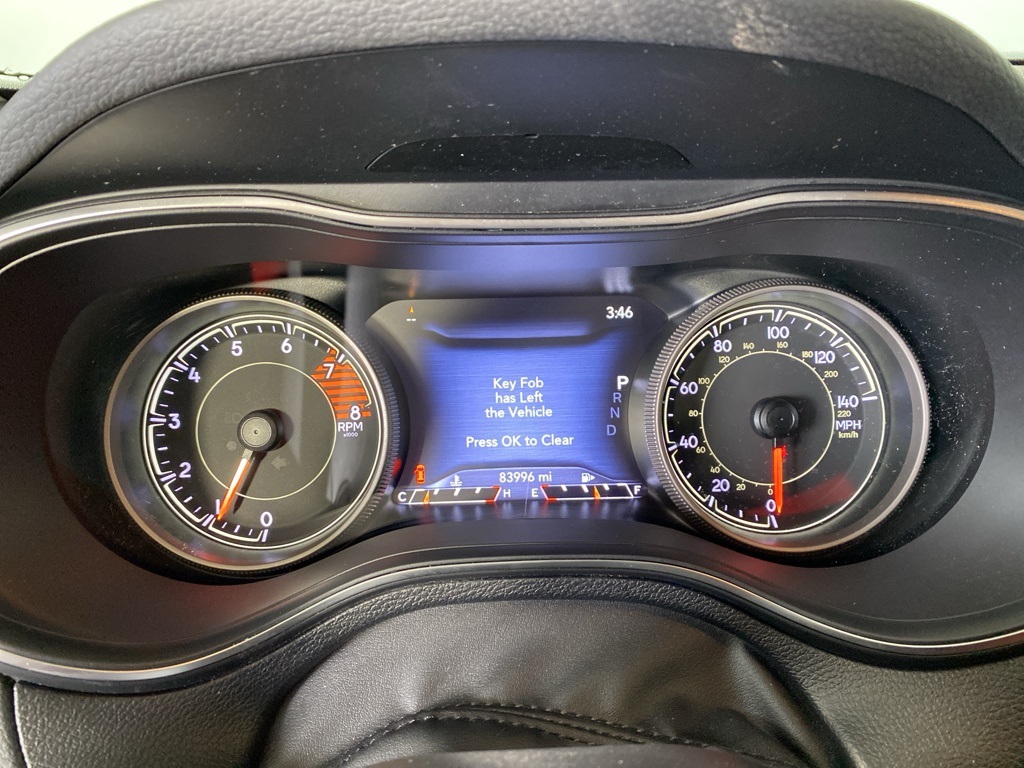 2020 Jeep Cherokee Limited photo 15