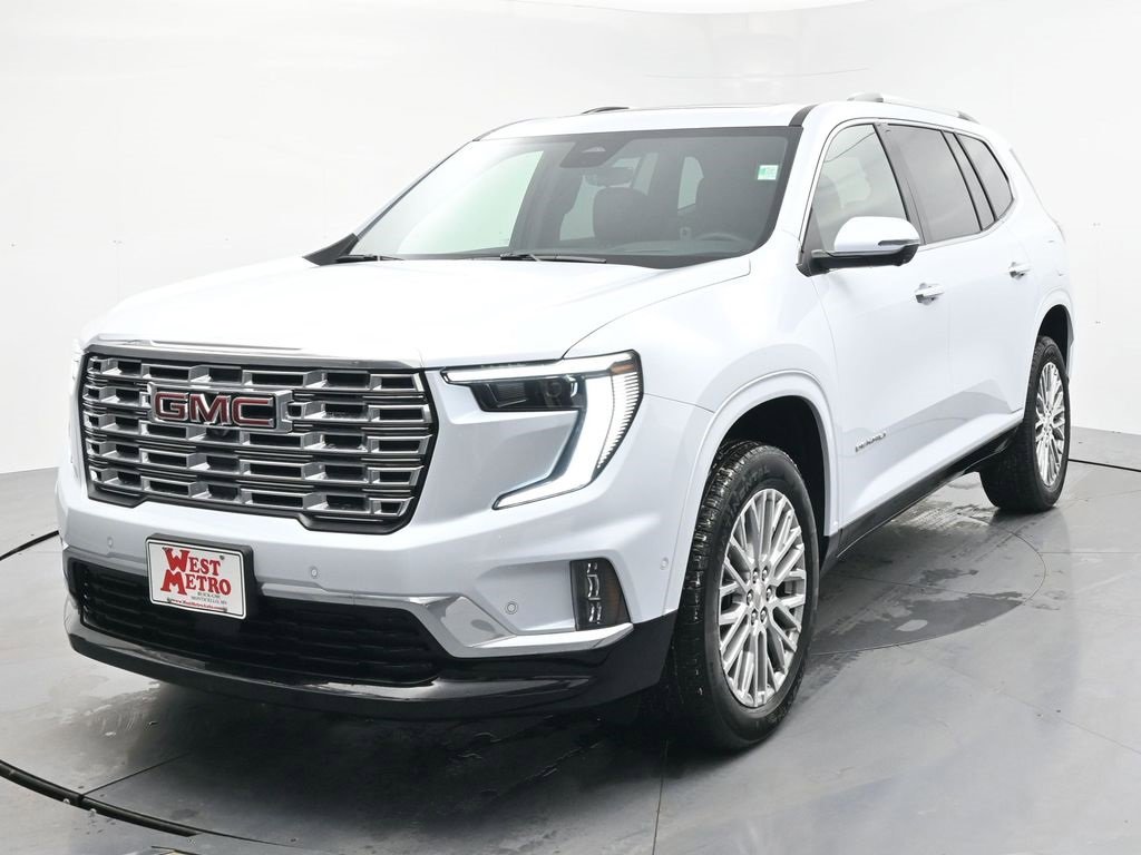 2026 GMC Acadia Denali's photo