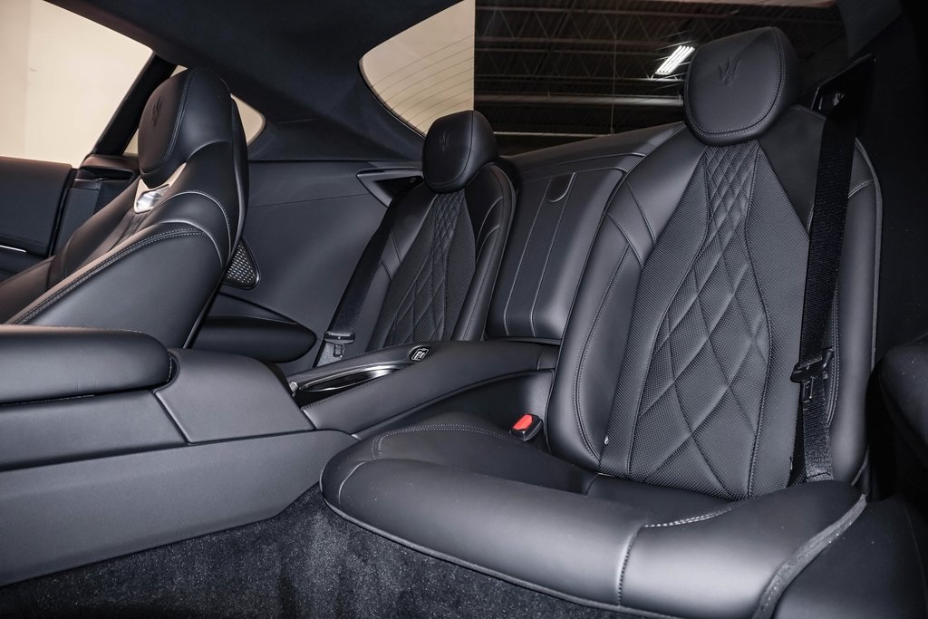 2024 Maserati Granturismo Modena photo 18