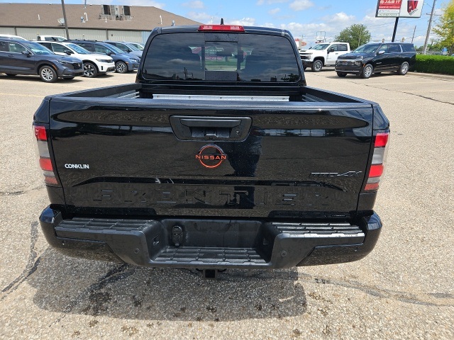 2023 Nissan Frontier PRO-4X photo 16
