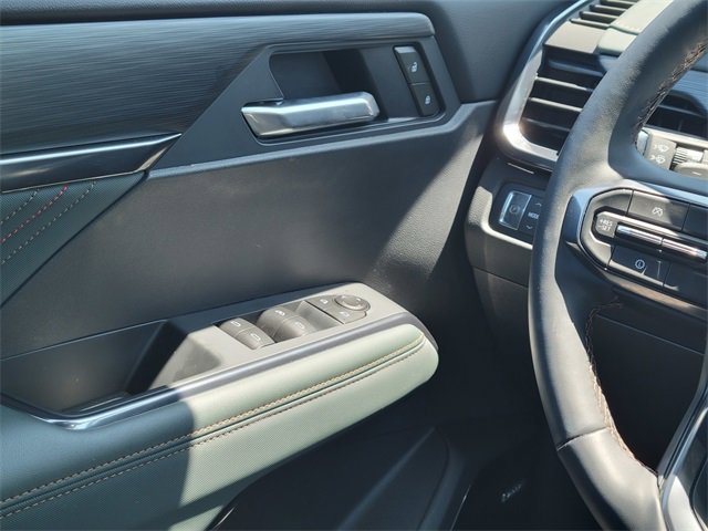 2025 Gmc Acadia AT4 photo 29