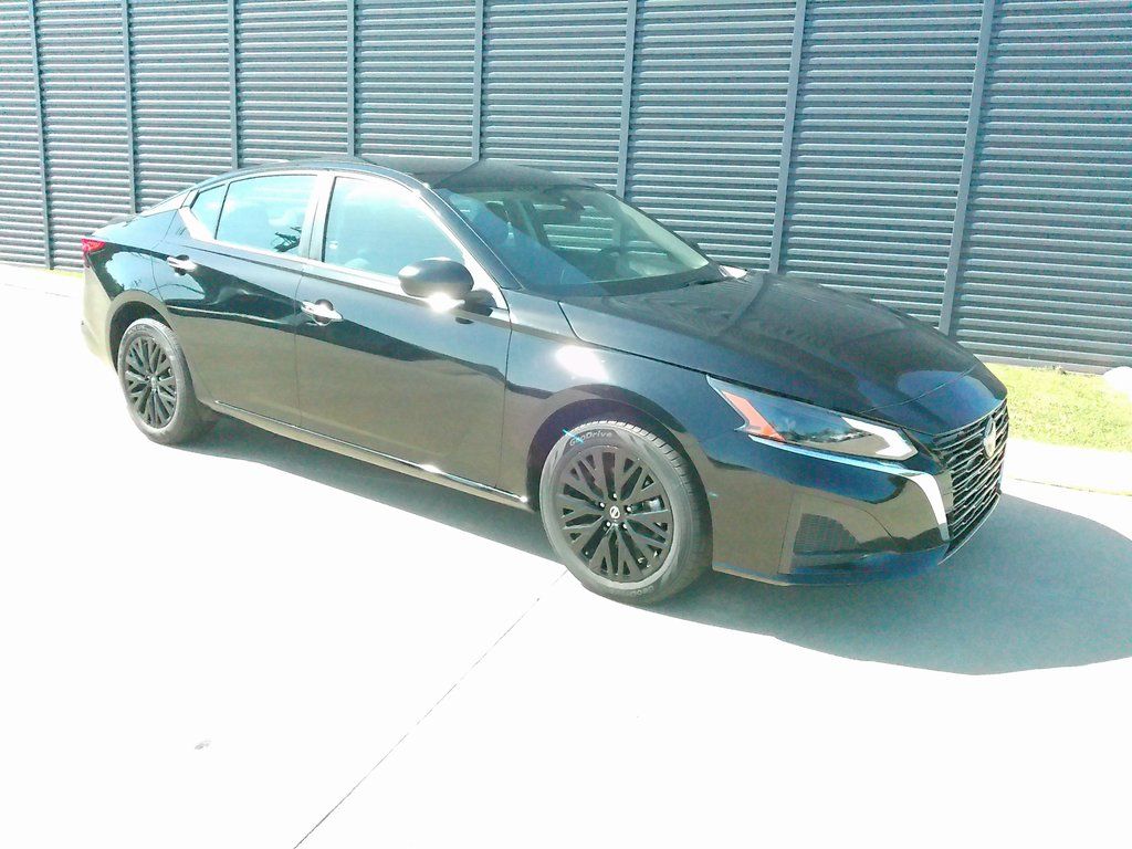 2025 Nissan Altima
