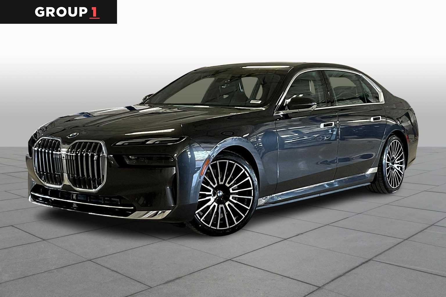 2025 BMW i7 50's photo