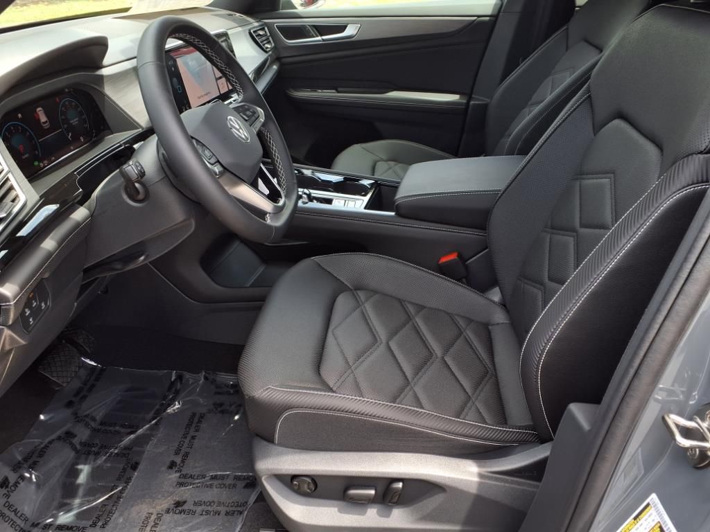 2025 Volkswagen Atlas Cross Sport SE Technology photo 10