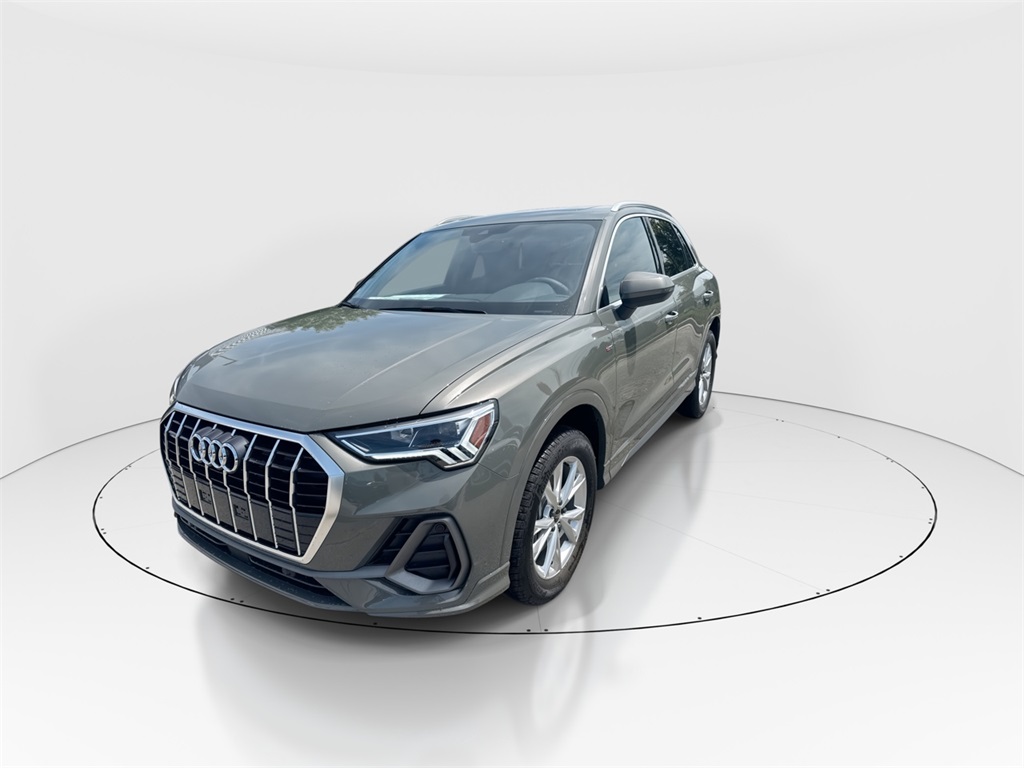 2025 Audi Q3 Premium S line photo 4