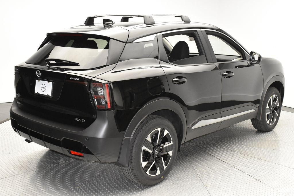 2026 Nissan Kicks SV photo 2