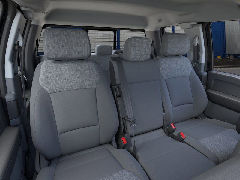 2025 Ford F-350 photo 9