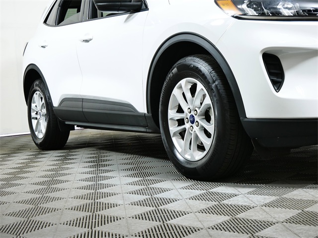 Certified 2022 Ford Escape SE with VIN 1FMCU9G65NUB10389 for sale in Apple Valley, Minnesota