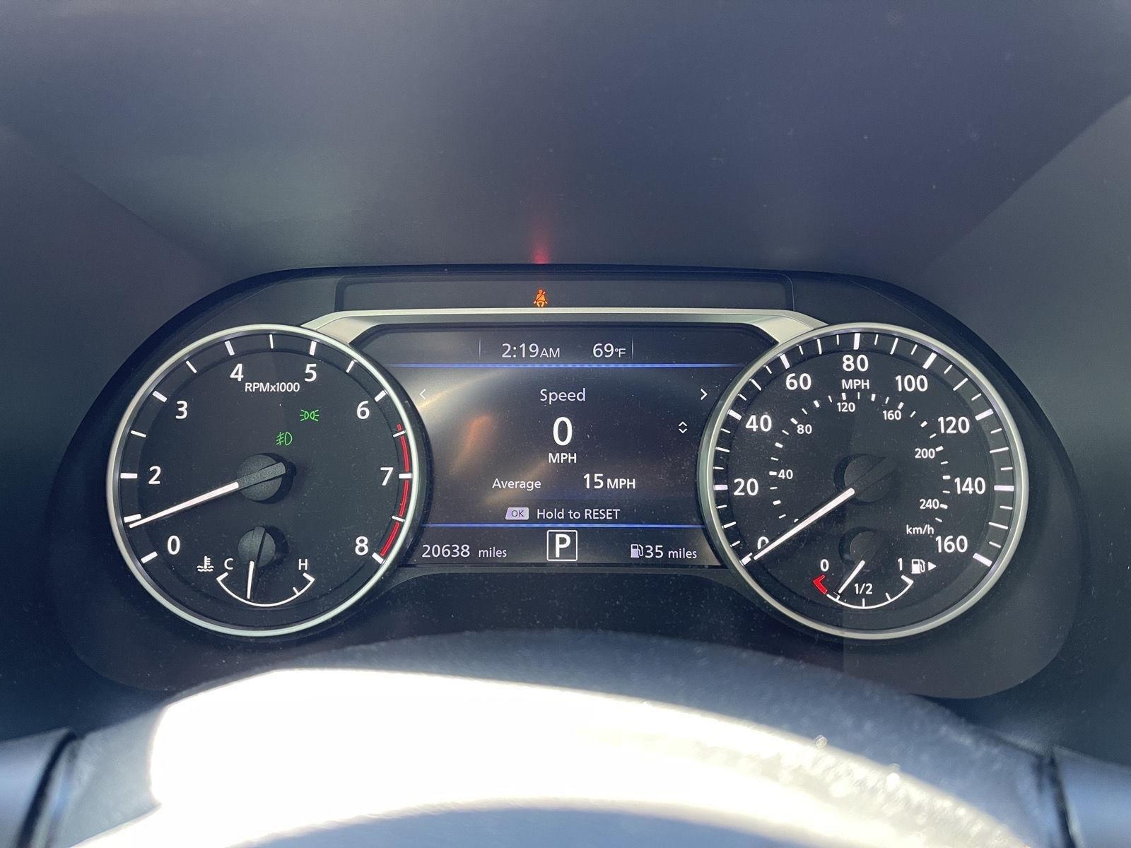 2021 Nissan Sentra SR photo 6
