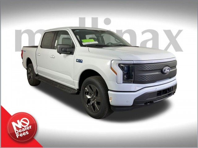 2025 Ford F-150 Lightning Flash's photo