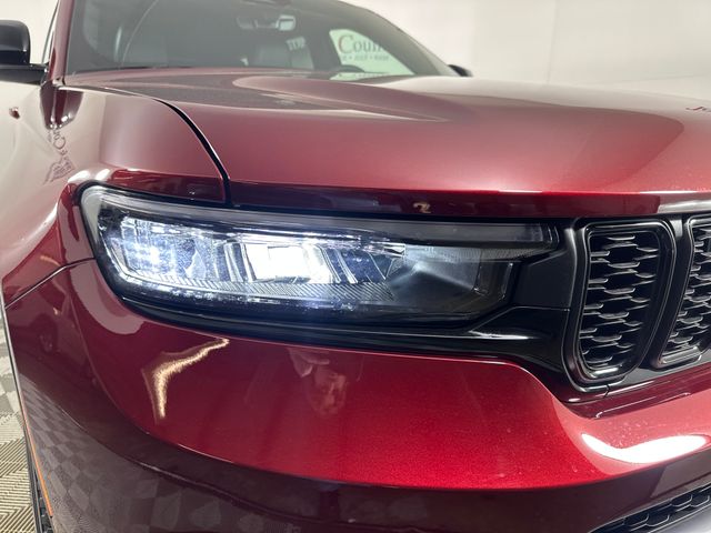 2025 Jeep Grand Cherokee Limited photo 4
