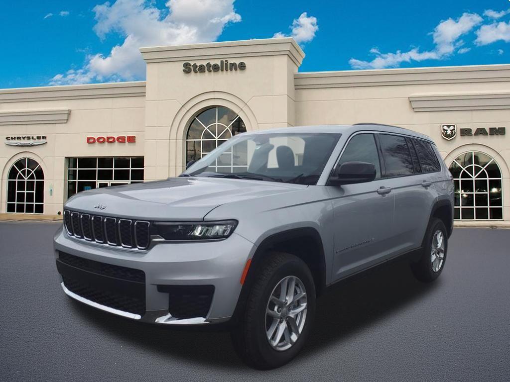 2025 Jeep Grand Cherokee L Laredo's photo