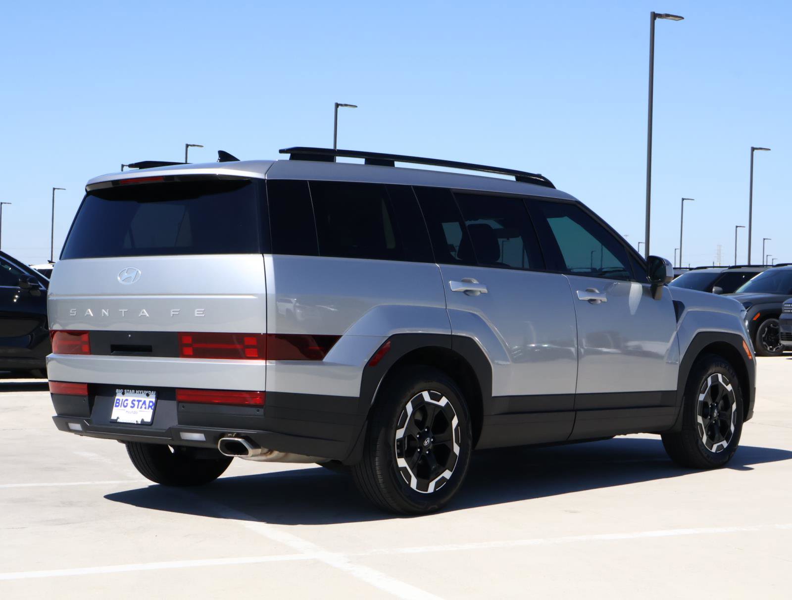 2025 Hyundai Santa Fe SEL photo 4